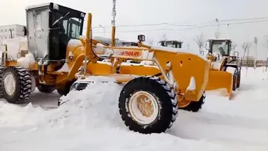 PY180H Motor Grader for Snow Removal