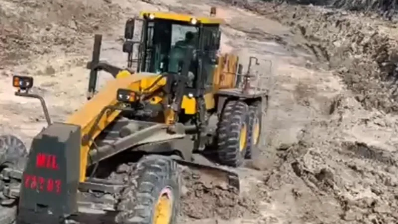 PY350T Motor Grader