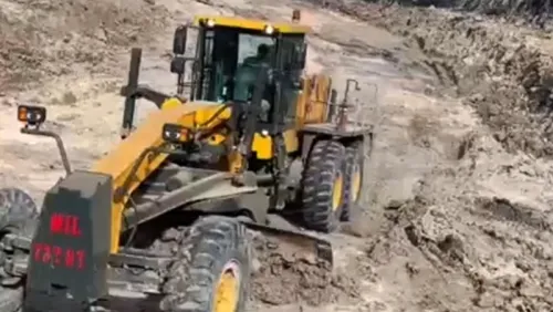 PY350T Motor Grader for Ground Leveling