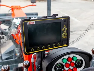 PY220H-5 Motor Grader