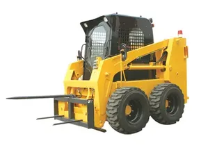 Bale spear (for transporting bundled materials)