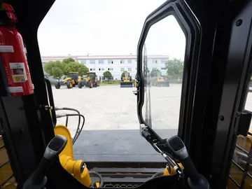 TS65/TS100 Crawler Skid Steer Loader