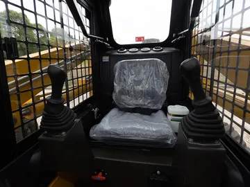 TS65/TS100 Crawler Skid Steer Loader
